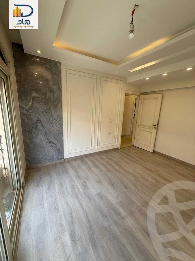 https://aqarmap.com.eg/ar/listing/6257011-for-rent-cairo-new-cairo-compounds-stwn-ryzydns-by-ar-y-llttwyr