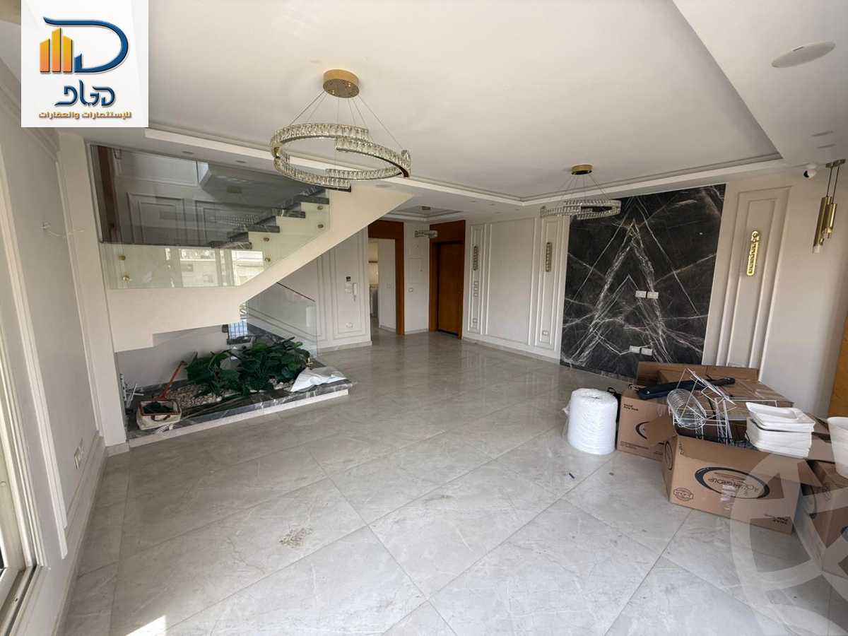 https://aqarmap.com.eg/ar/listing/6257011-for-rent-cairo-new-cairo-compounds-stwn-ryzydns-by-ar-y-llttwyr