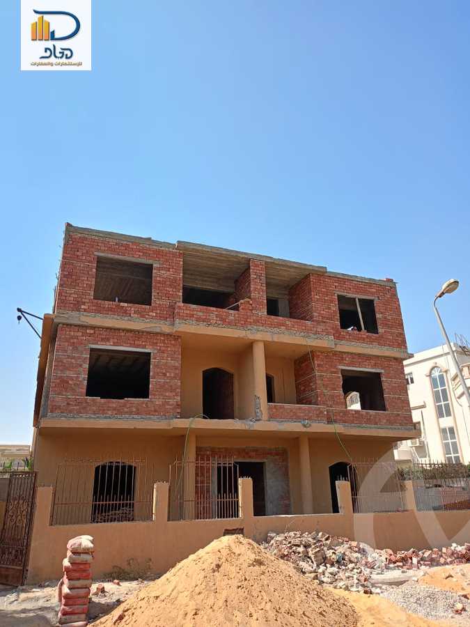 https://aqarmap.com.eg/en/listing/6259881-for-sale-cairo-new-cairo-ganob-el-akadamiya-south-academy-a-zaid-ebn-haretha-st