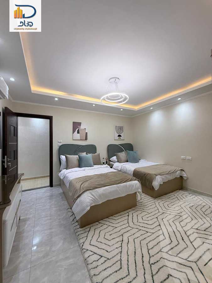 https://aqarmap.com.eg/ar/listing/6260888-for-sale-cairo-new-cairo-compounds-mwrd-fq-llttwyr