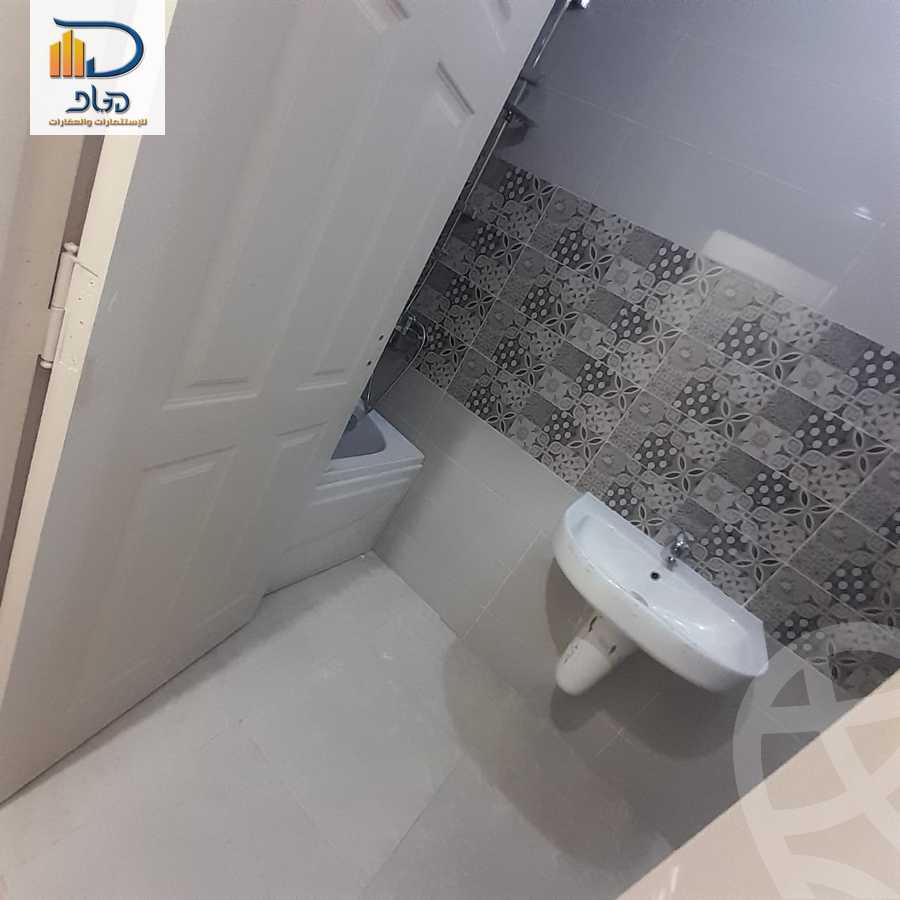 https://aqarmap.com.eg/en/listing/6277447-for-rent-cairo-new-cairo-el-yassamin-el-yasmeen-3-mohamed-rahim-st