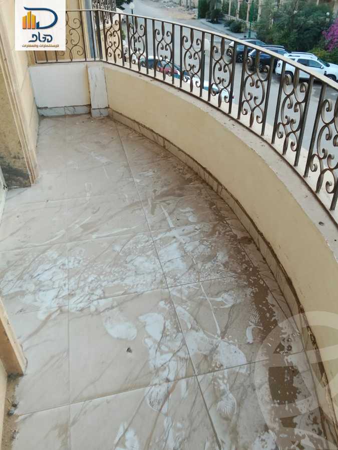 https://aqarmap.com.eg/ar/listing/6300553-for-rent-cairo-new-cairo-first-settlement-mhwr-mstfy-kml