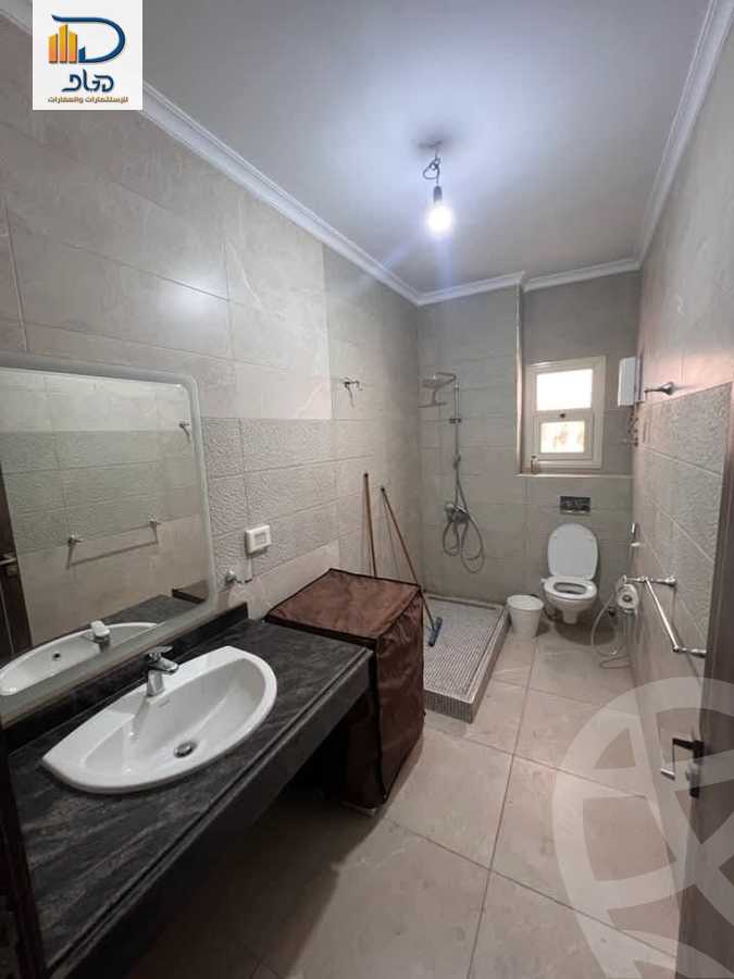 https://aqarmap.com.eg/ar/listing/6321501-for-rent-cairo-new-cairo-compounds-el-mostashareen-compound