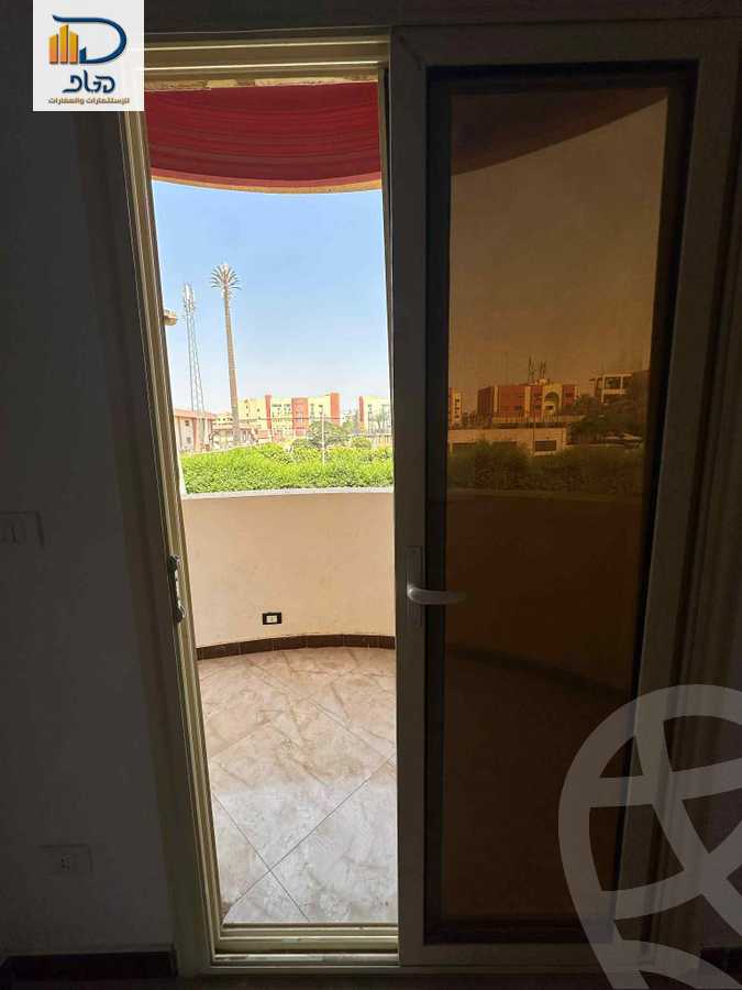 https://aqarmap.com.eg/ar/listing/6326349-for-rent-cairo-new-cairo-ganob-el-akadamiya-south-academy-b-taha-hussein-st