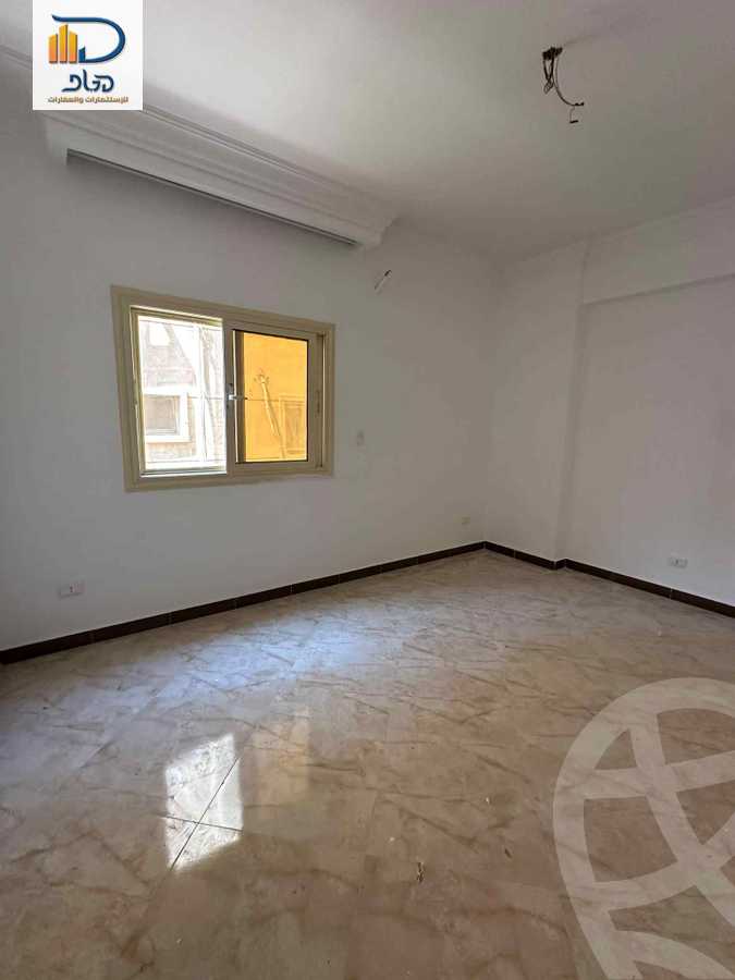 https://aqarmap.com.eg/ar/listing/6326349-for-rent-cairo-new-cairo-ganob-el-akadamiya-south-academy-b-taha-hussein-st