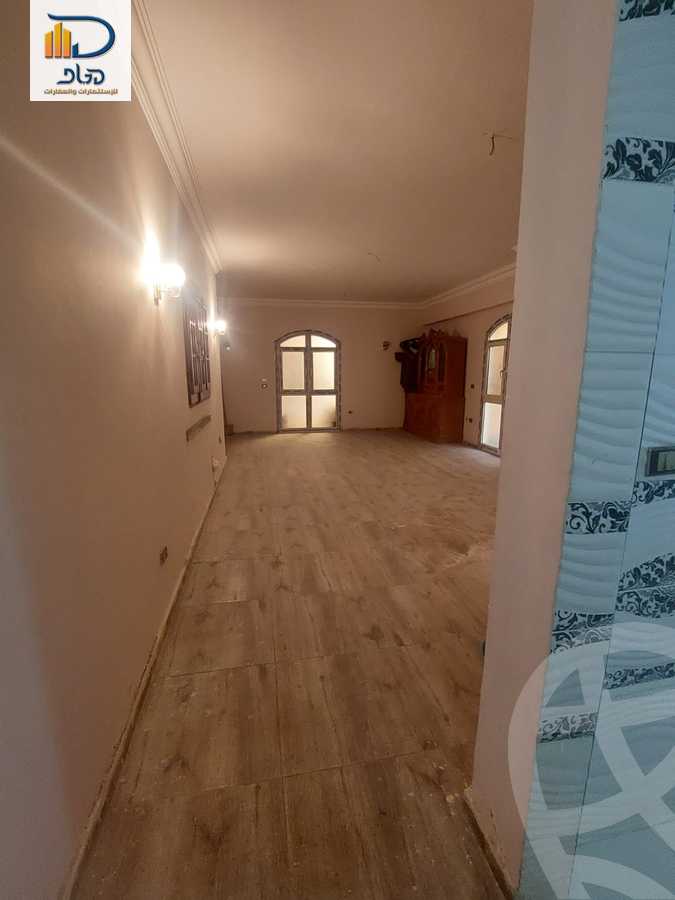 https://aqarmap.com.eg/ar/listing/6330827-for-sale-cairo-new-cairo-south-investors-mohammed-nagib-axis-st