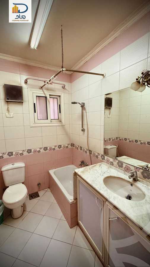https://aqarmap.com.eg/ar/listing/6335788-for-rent-cairo-new-cairo-compounds-lake-view