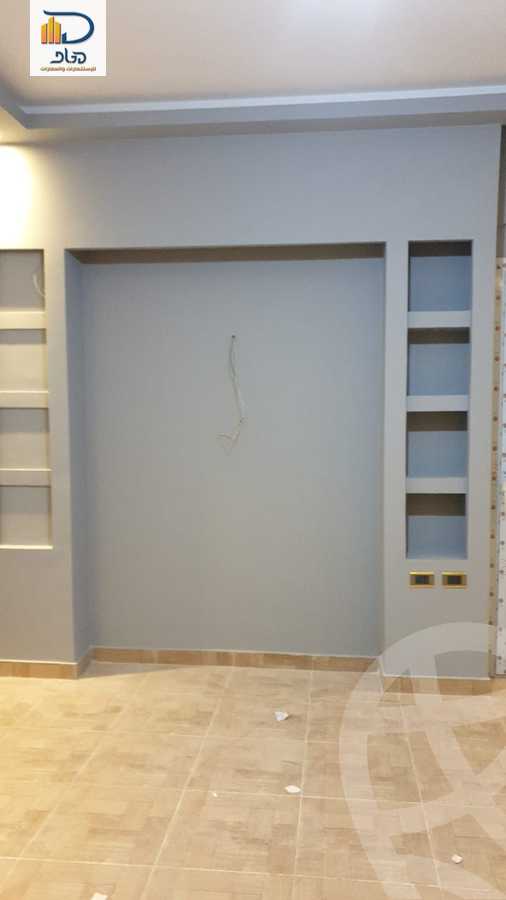 https://aqarmap.com.eg/ar/listing/6379573-for-rent-cairo-new-cairo-ganob-el-akadamiya-south-academy-a-zaid-ebn-haretha-st
