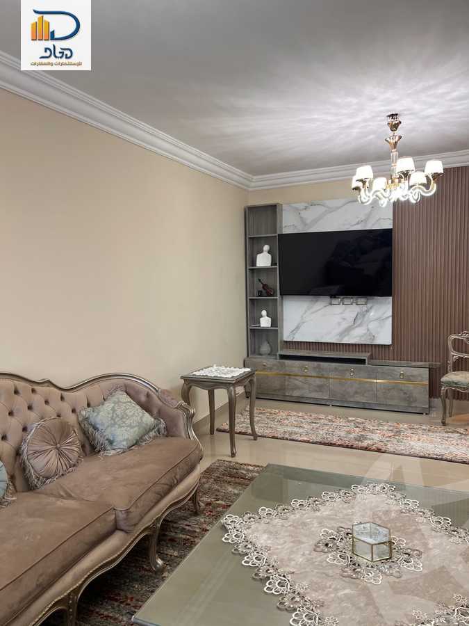 https://aqarmap.com.eg/ar/listing/6380152-for-rent-cairo-new-cairo-compounds-jyd