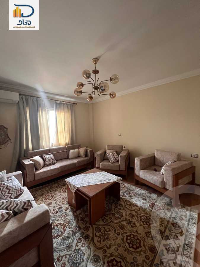 https://aqarmap.com.eg/ar/listing/6380152-for-rent-cairo-new-cairo-compounds-jyd