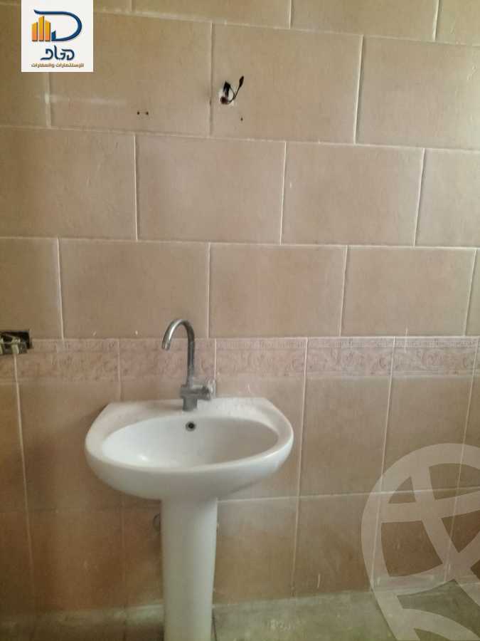 https://aqarmap.com.eg/en/listing/6385901-for-rent-cairo-new-cairo-el-ahyaa-first-neighborhood-street-1