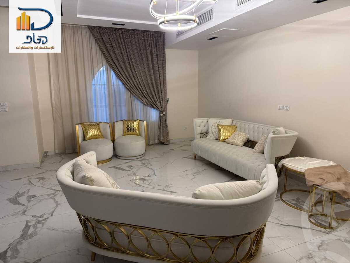 https://aqarmap.com.eg/ar/listing/6421098-for-rent-cairo-new-cairo-compounds-hyde-park-centre-ville-hyde-park