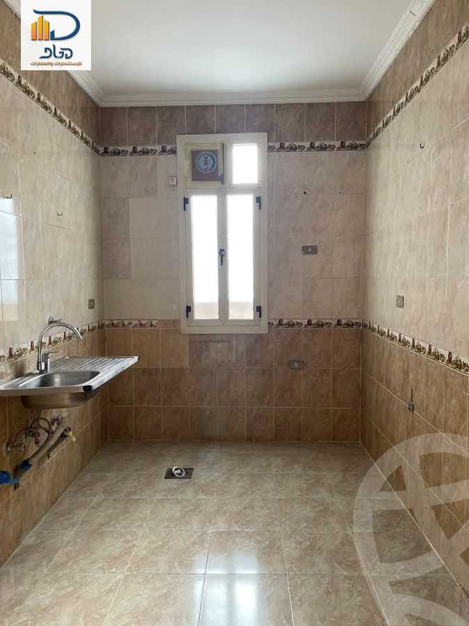https://aqarmap.com.eg/en/listing/6459845-for-rent-cairo-new-cairo-el-ahyaa-fourth-neighborhood-street-1