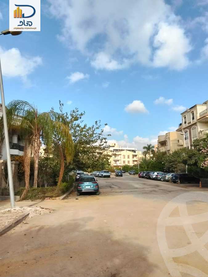 https://aqarmap.com.eg/ar/listing/6498645-for-sale-cairo-new-cairo-ganob-el-akadamiya-south-academy-a-zaid-ebn-haretha-st