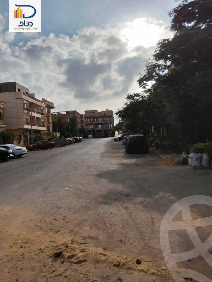 https://aqarmap.com.eg/ar/listing/6498645-for-sale-cairo-new-cairo-ganob-el-akadamiya-south-academy-a-zaid-ebn-haretha-st