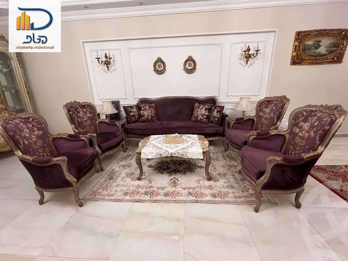 https://aqarmap.com.eg/ar/listing/6521445-for-rent-cairo-new-cairo-compounds-hayati-residence