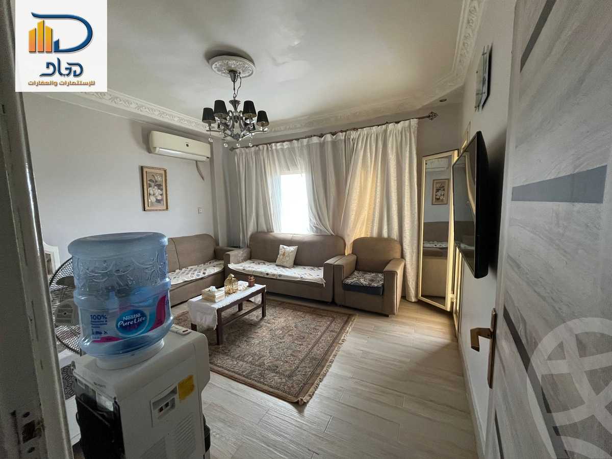 https://aqarmap.com.eg/ar/listing/6521445-for-rent-cairo-new-cairo-compounds-hayati-residence