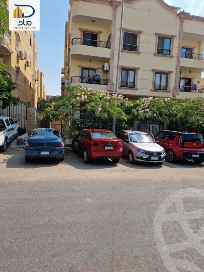https://aqarmap.com.eg/ar/listing/6553168-for-sale-cairo-new-cairo-el-yassamin-el-yasmeen-3-mohamed-rahim-st