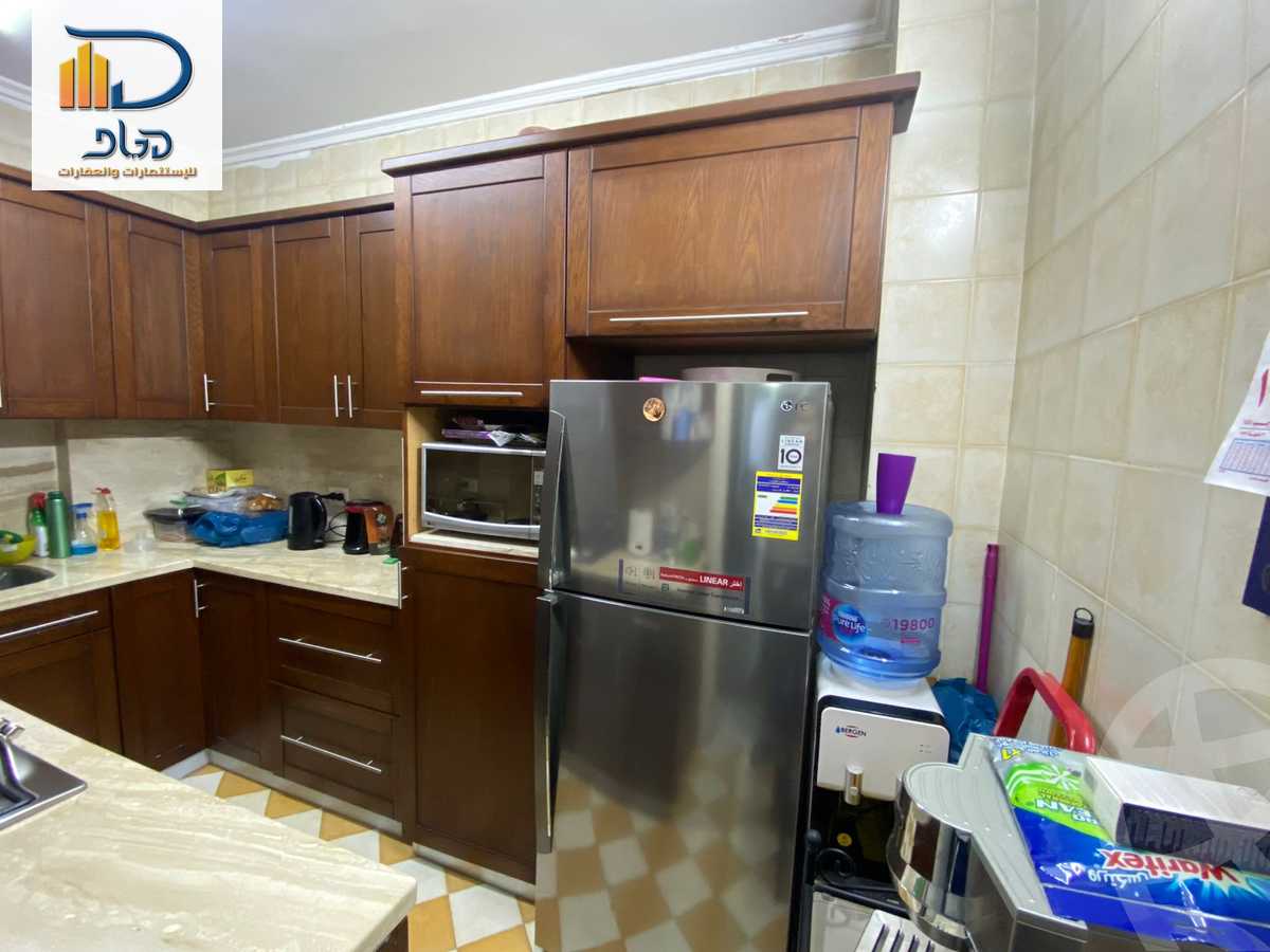 https://aqarmap.com.eg/ar/listing/6573953-for-sale-cairo-new-cairo-compounds-hyde-park-centre-ville-hyde-park