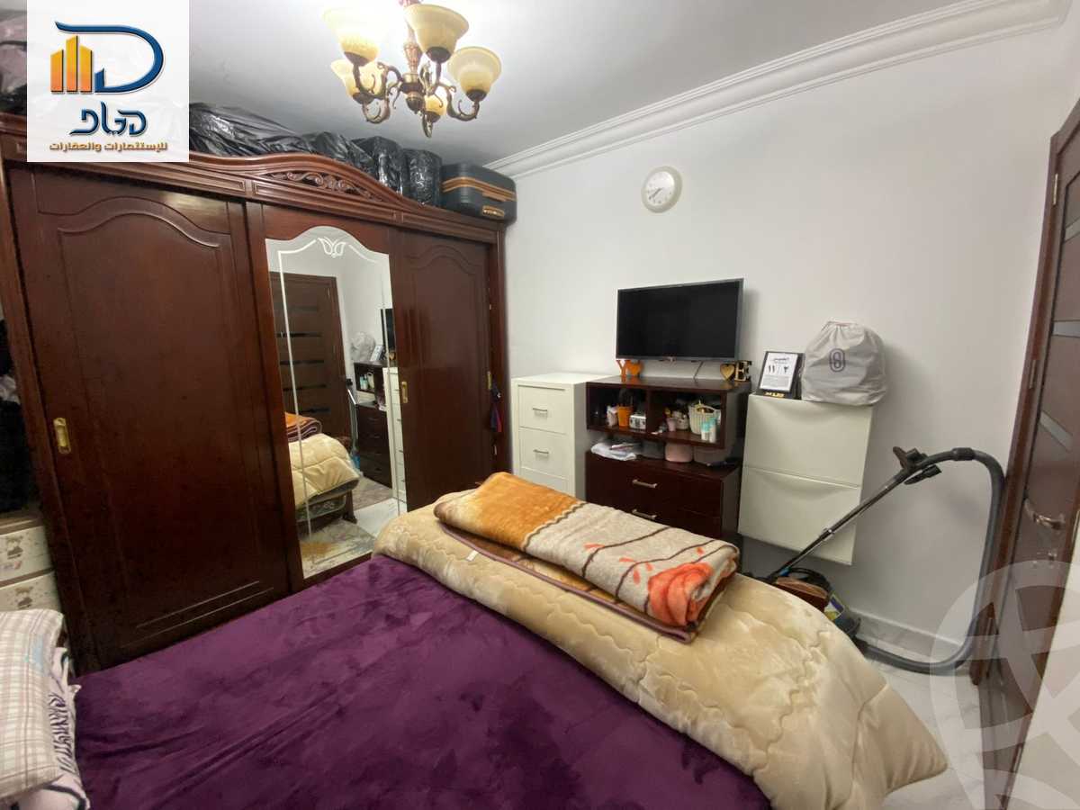 https://aqarmap.com.eg/ar/listing/6573953-for-sale-cairo-new-cairo-compounds-hyde-park-centre-ville-hyde-park