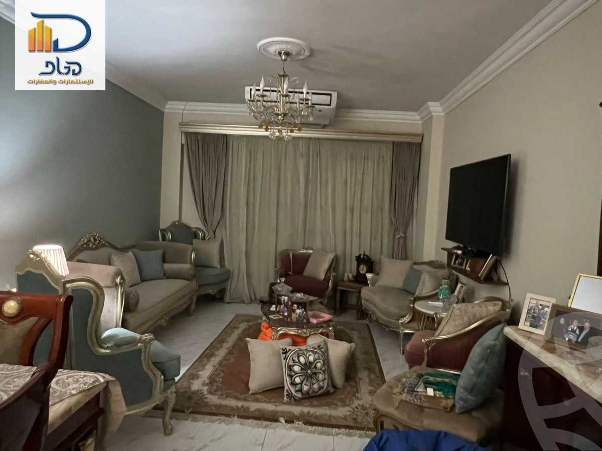 https://aqarmap.com.eg/ar/listing/6573953-for-sale-cairo-new-cairo-compounds-hyde-park-centre-ville-hyde-park