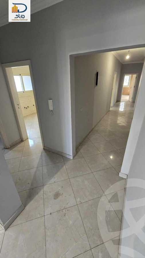 https://aqarmap.com.eg/ar/listing/6591761-for-sale-cairo-new-cairo-ganob-el-akadamiya-south-academy-a-zaid-ebn-haretha-st