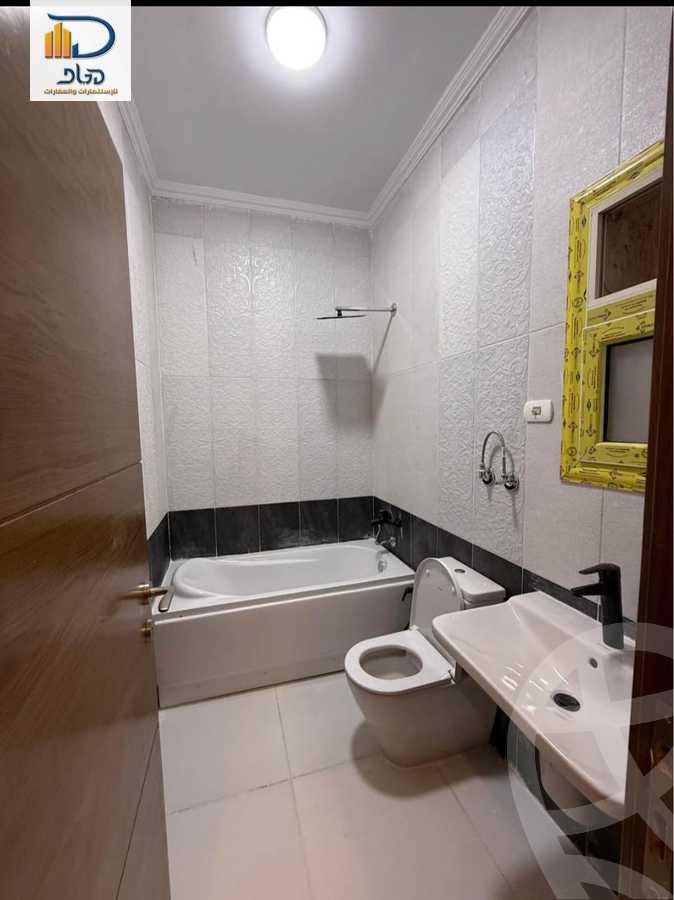 https://aqarmap.com.eg/ar/listing/6593465-for-rent-cairo-new-cairo-el-lotus-lotus-north-lmntq-lthny-llwts-lshmly