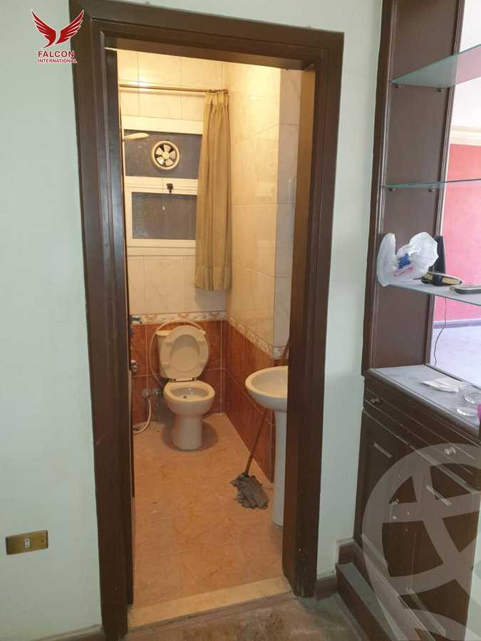 https://aqarmap.com.eg/en/listing/4042982-for-sale-cairo-al-zamalek-shr-th-hsyn