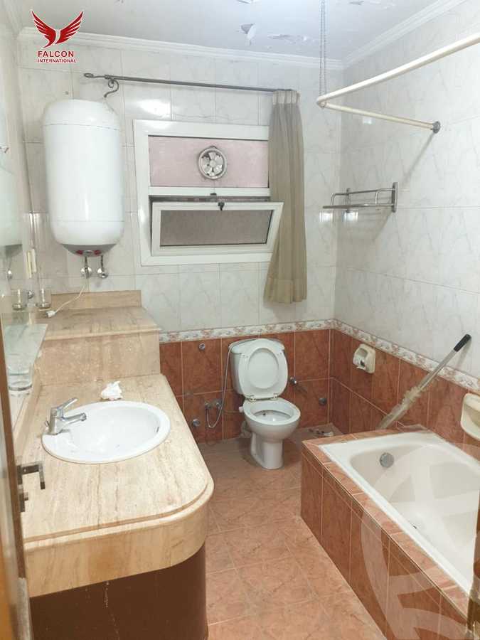 https://aqarmap.com.eg/en/listing/4042982-for-sale-cairo-al-zamalek-shr-th-hsyn
