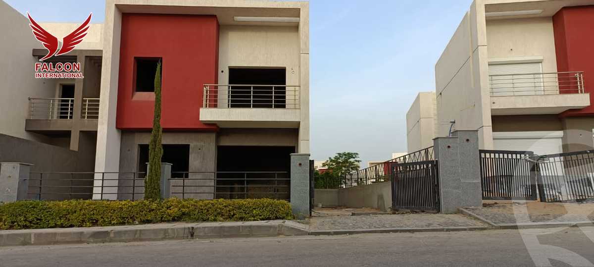 https://aqarmap.com.eg/en/listing/4106339-for-sale-cairo-new-cairo-madinaty-lmntq-lwl-fylt-talaat-mostafa-rd