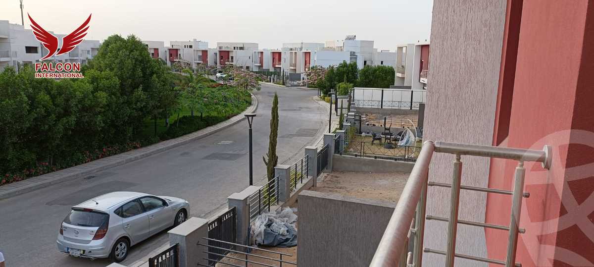 https://aqarmap.com.eg/en/listing/4106339-for-sale-cairo-new-cairo-madinaty-lmntq-lwl-fylt-talaat-mostafa-rd