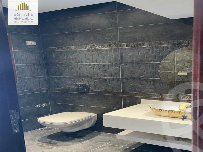 https://aqarmap.com.eg/ar/listing/3862075-for-rent-mivida-parcel-19
