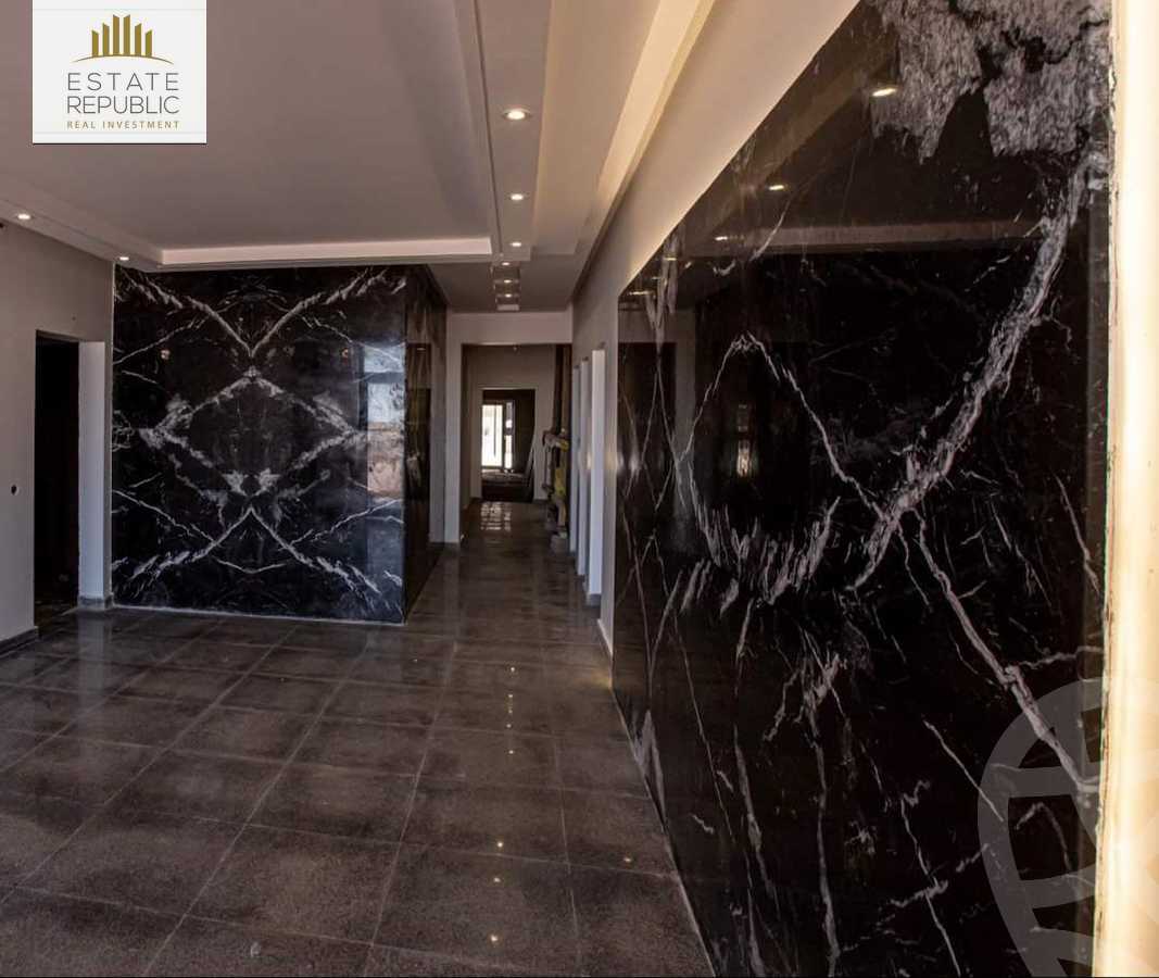 https://aqarmap.com.eg/ar/listing/3987703-for-sale-cairo-new-administrative-capital-r7-bwrdwwk
