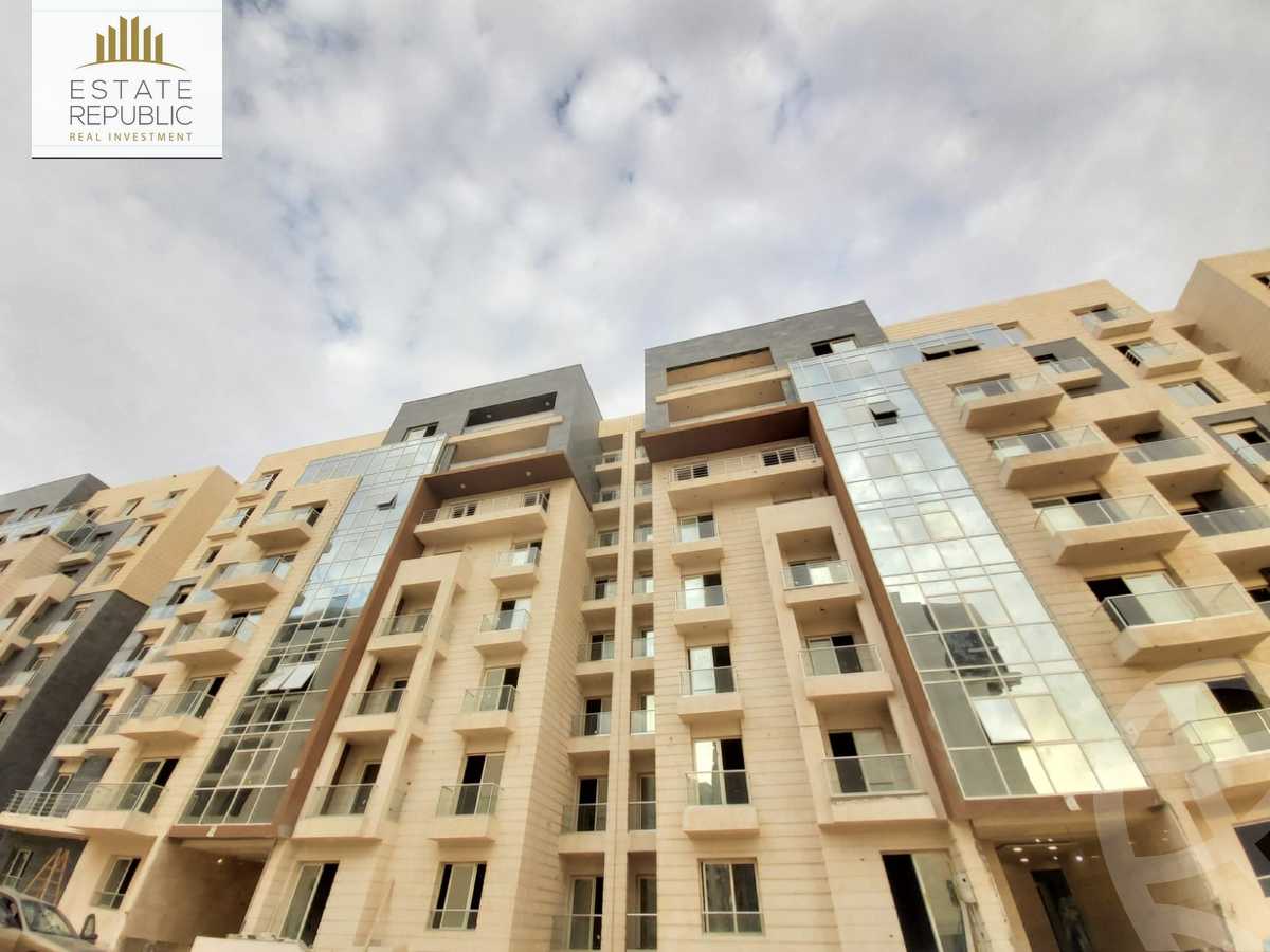 https://aqarmap.com.eg/ar/listing/4029030-for-sale-cairo-new-administrative-capital-r7-oia