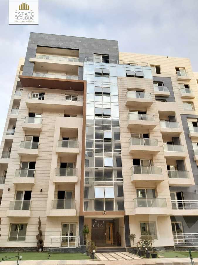 https://aqarmap.com.eg/ar/listing/4029030-for-sale-cairo-new-administrative-capital-r7-oia