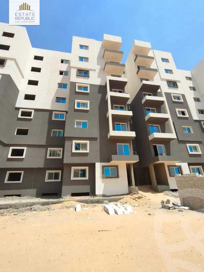 https://aqarmap.com.eg/ar/listing/4152943-for-sale-cairo-new-administrative-capital-r7-kmbwnd-stw