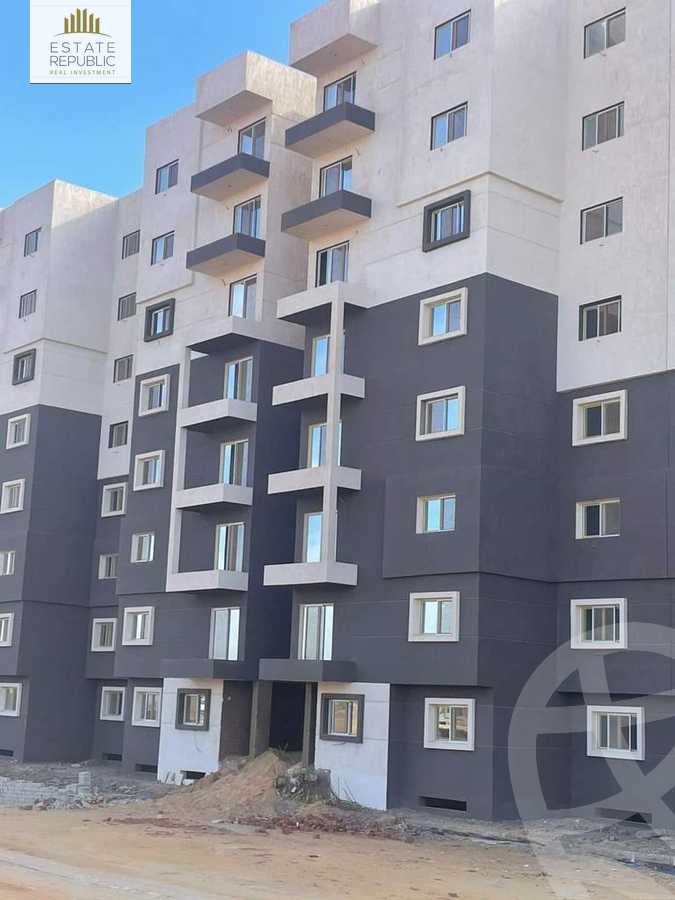 https://aqarmap.com.eg/ar/listing/4152943-for-sale-cairo-new-administrative-capital-r7-kmbwnd-stw
