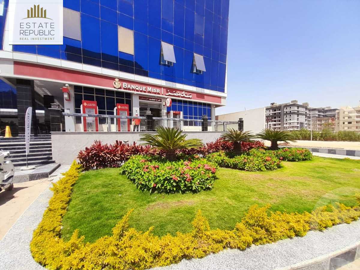 https://aqarmap.com.eg/ar/listing/4170916-for-sale-cairo-mokattam-el-hadabah-el-wosta-mntq-fr-y-blhdb-lwst