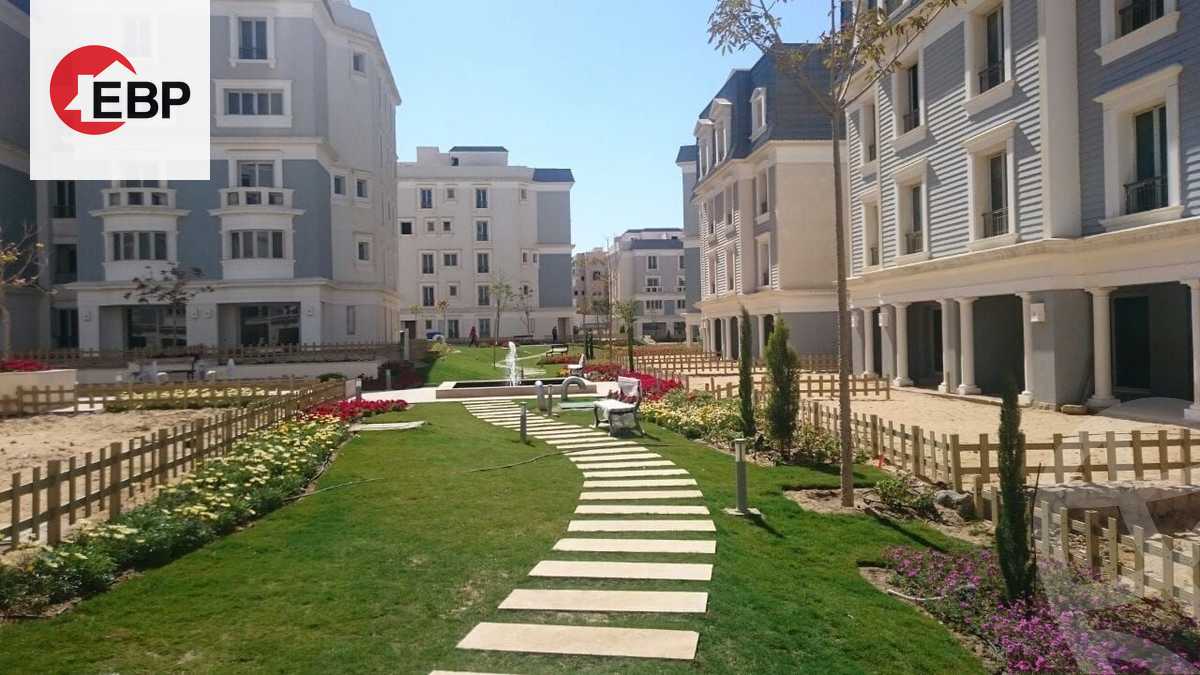 https://aqarmap.com.eg/en/listing/4233918-for-sale-cairo-new-cairo-compounds-mountain-view-hyde-park