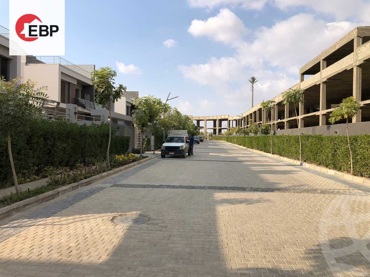 https://aqarmap.com.eg/en/listing/4237841-for-sale-cairo-el-sheikh-zayed-city-compounds-in-sheikh-zayed-el-patio-zahraa