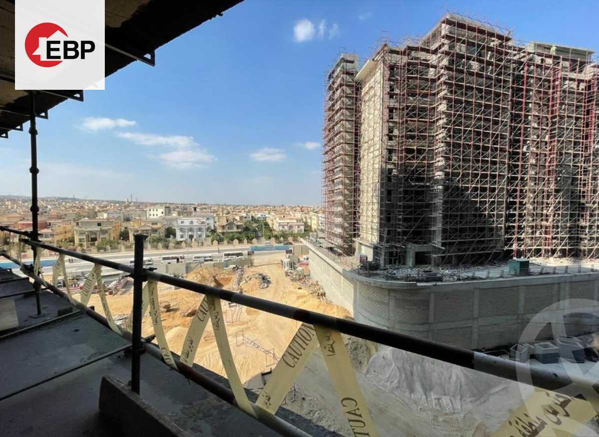 https://aqarmap.com.eg/ar/listing/4261770-for-sale-cairo-el-sheikh-zayed-city-compounds-zyd-wr-llttwyr