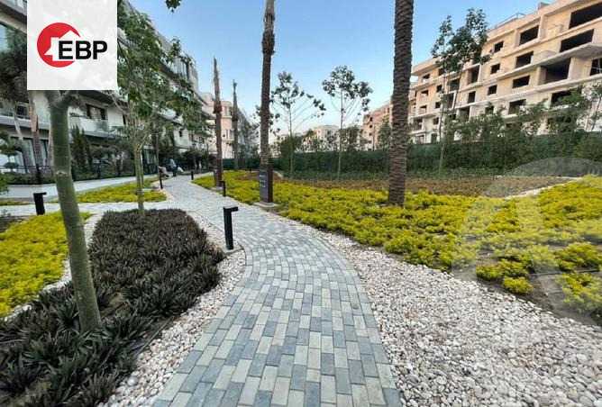 https://aqarmap.com.eg/en/listing/3934592-for-sale-cairo-new-cairo-compounds-kmbwnd-sky-kwndwz-swdyk-villette