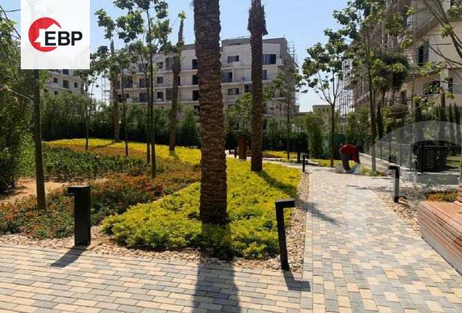 https://aqarmap.com.eg/en/listing/3934592-for-sale-cairo-new-cairo-compounds-kmbwnd-sky-kwndwz-swdyk-villette