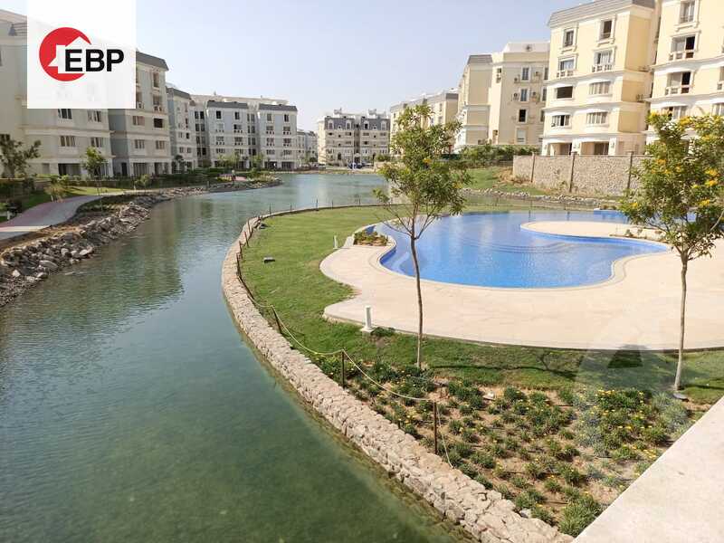 https://aqarmap.com.eg/en/listing/3953212-for-sale-cairo-new-cairo-compounds-mountain-view-hyde-park