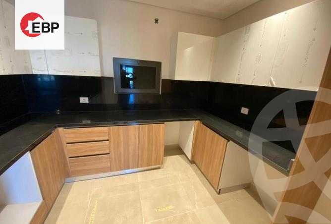 https://aqarmap.com.eg/ar/listing/4366622-for-sale-cairo-el-sheikh-zayed-city-compounds-zyd-wr-llttwyr