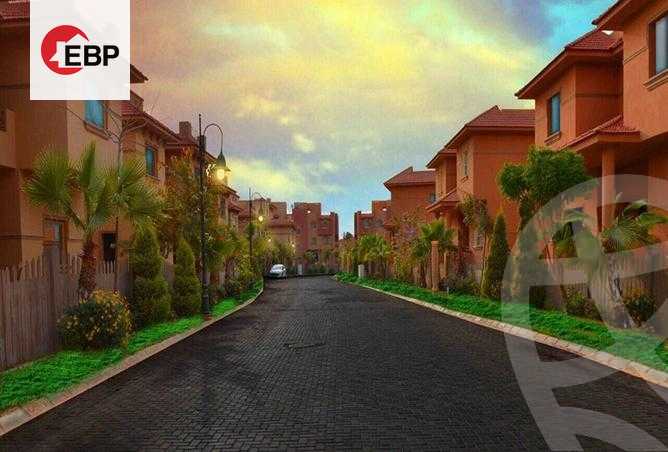 https://aqarmap.com.eg/en/listing/4126936-for-sale-cairo-new-cairo-compounds-moon-valley