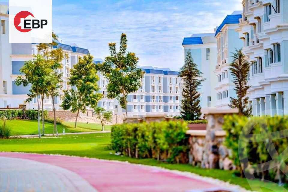 https://aqarmap.com.eg/en/listing/4136673-for-rent-cairo-new-cairo-compounds-mountain-view-hyde-park