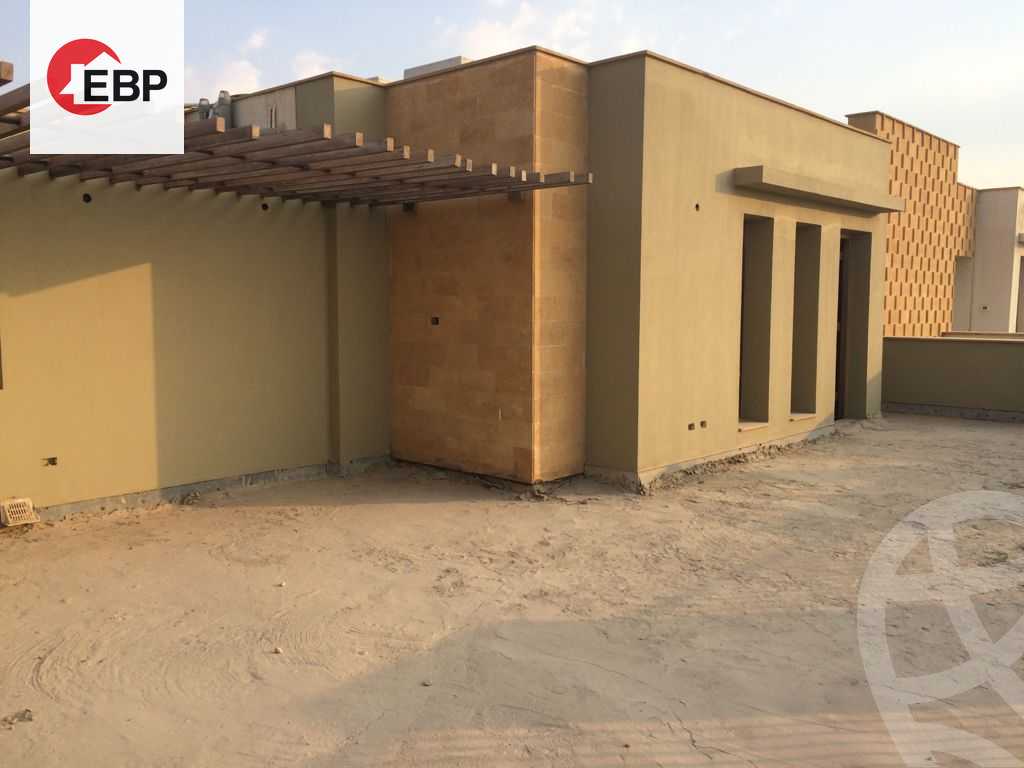https://aqarmap.com.eg/en/listing/4142312-for-sale-cairo-el-sheikh-zayed-city-compounds-kmbwnd-wyst-twn-swdyk