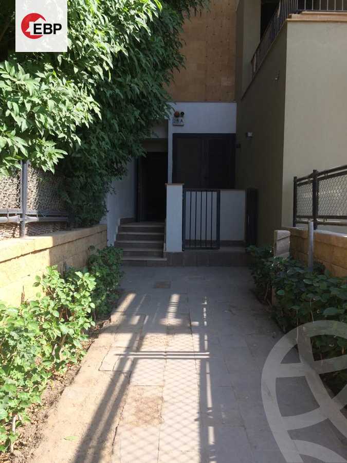 https://aqarmap.com.eg/en/listing/4142312-for-sale-cairo-el-sheikh-zayed-city-compounds-kmbwnd-wyst-twn-swdyk