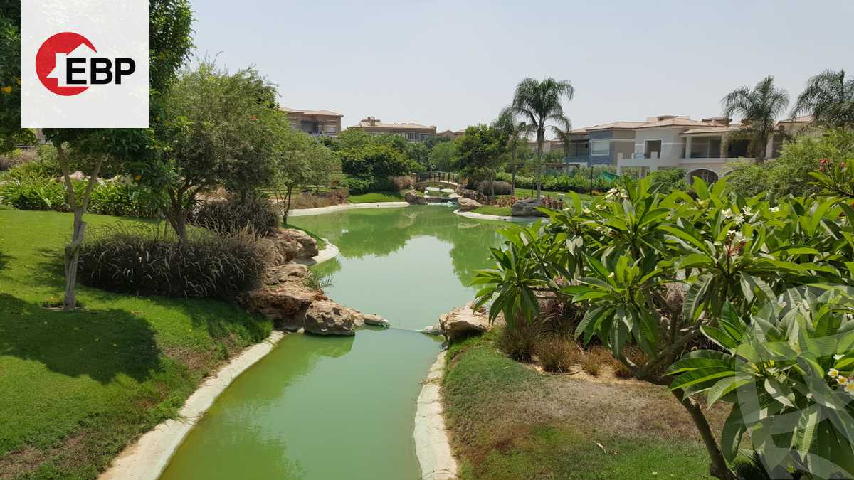 https://aqarmap.com.eg/ar/listing/4165609-for-sale-cairo-new-cairo-compounds-lake-view